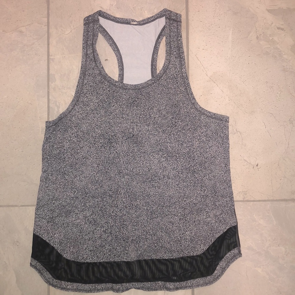 Lululemon tank size 4